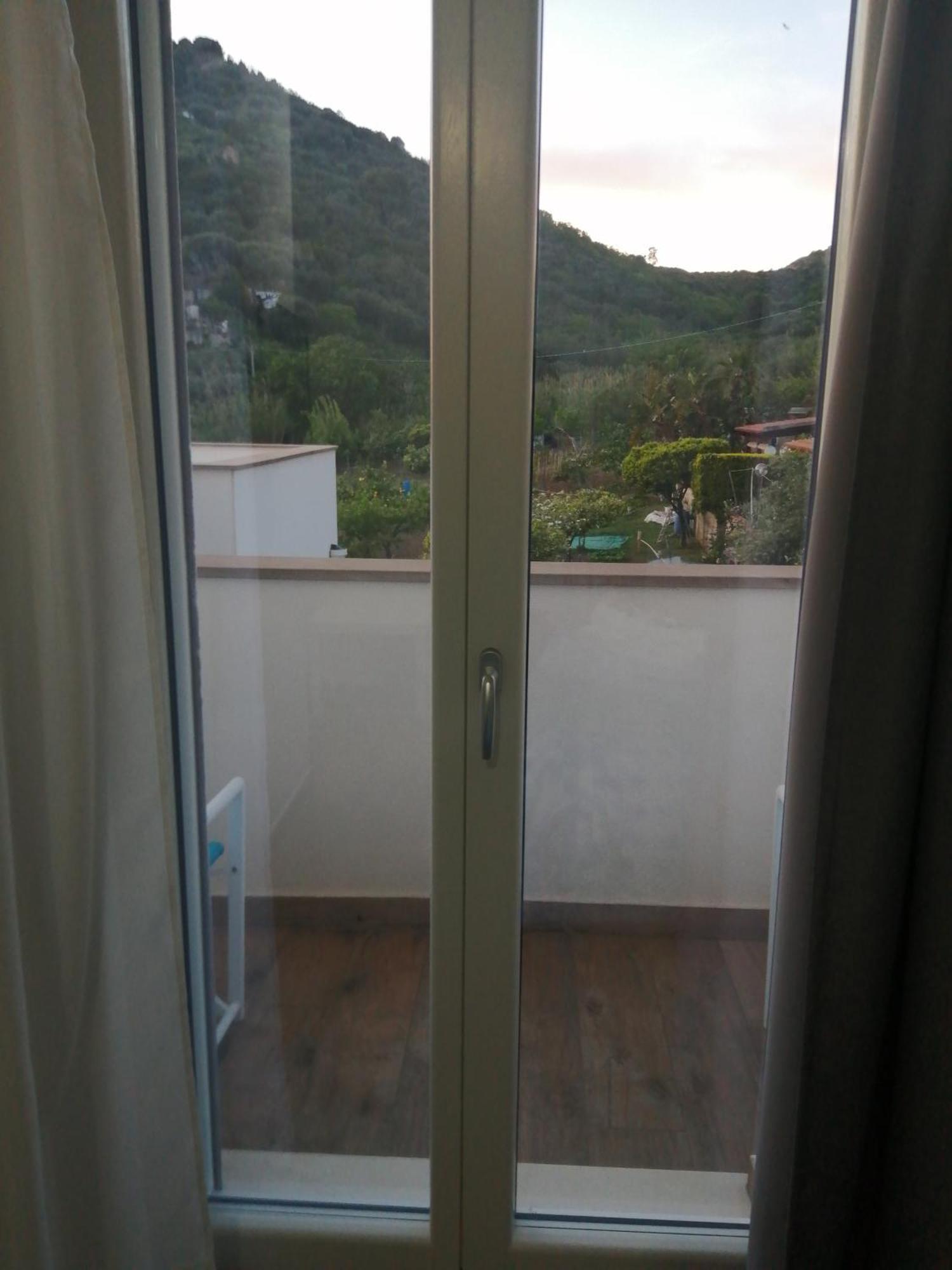Laris Bed & Breakfast Castellabate Exterior photo